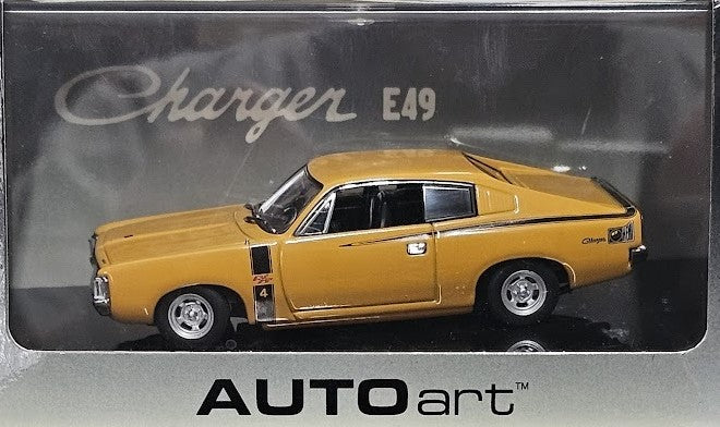 1:43 Chrysler VH Valiant E49 R/T Charger - Hot Mustard - AUTOart - 51503