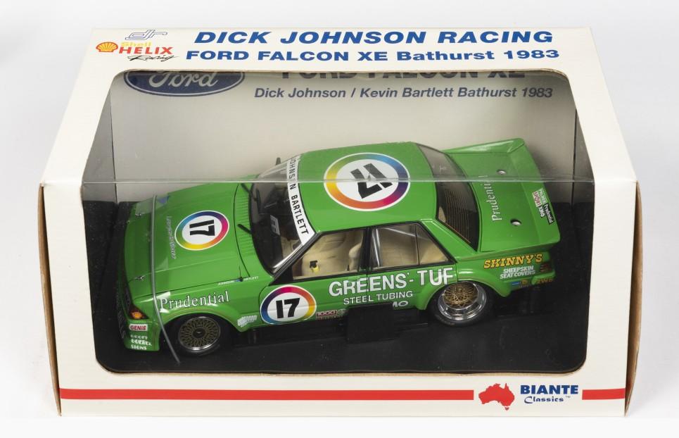 1:18 Ford XE Falcon #17 - 1983 - Bathurst - Dick Johnson Racing - Dick Johnson - Biante Model Cars - B180301A