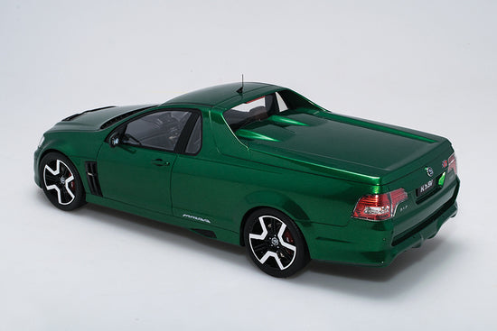 1:18 Holden HSV Maloo R8 - 20th Anniversary - Poison Ivy - Biante Model Cars - BR18401B