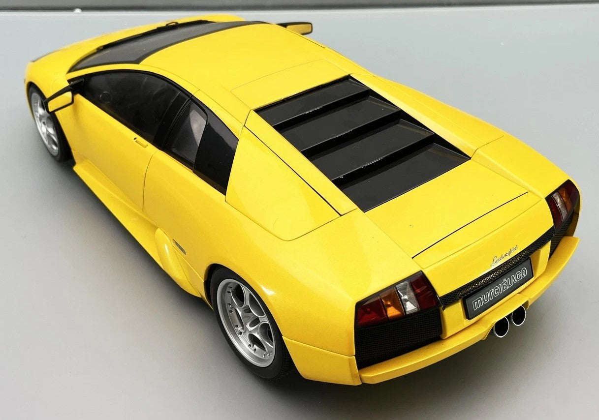 1:12 Lamborghini Murcielago - 2001 - Metallic Yellow - AUTOart - 12071