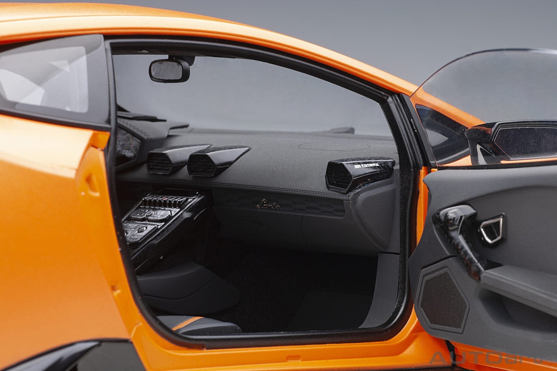 1:12 Lamborghini Huracan Performante - Arancio Anthaeus/Matt Orange - AUTOart - 12076