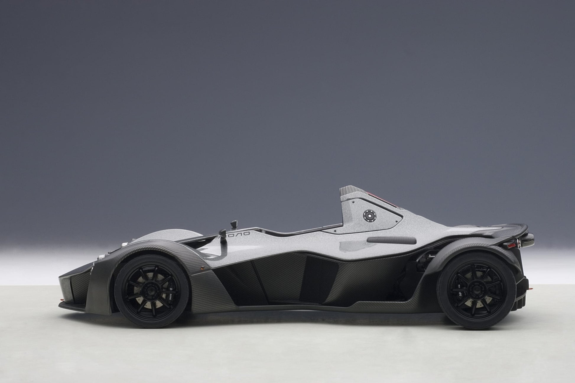 1:18 BAC Mono - Gunmetal Grey - AUTOart - 18113