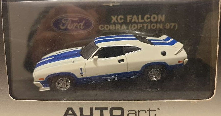 1:43 Ford XC Falcon Cobra Option 97 - White/Blue - AUTOart - 52752