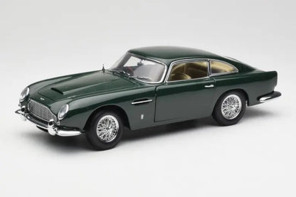 1:18 Aston Martin DB5 RHD - Green - AUTOart - 70024