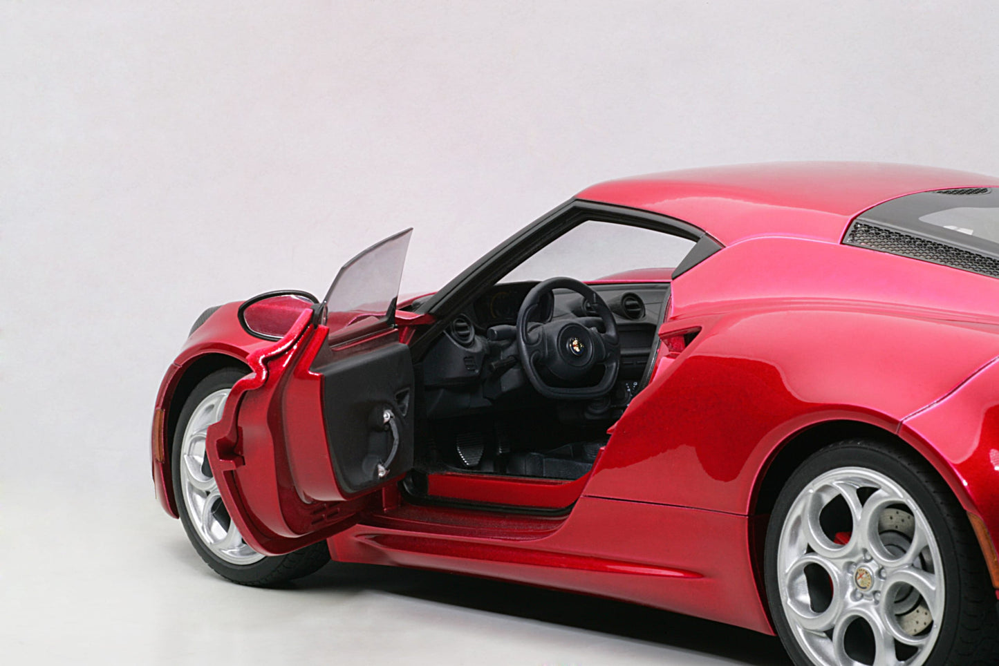 1:18 Alfa Romeo 4C - Red - AUTOart - 70186