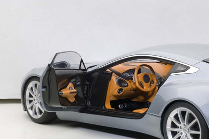 1:18 Aston Martin One-77 - Villa D'Este Blue - AUTOart - 70243