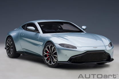 1:18 Aston Martin Vantage - 2019 - Magnetic Silver - AUTOart - 70276