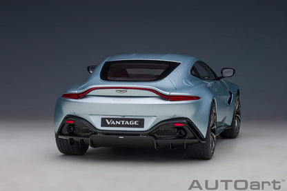1:18 Aston Martin Vantage - 2019 - Magnetic Silver - AUTOart - 70276