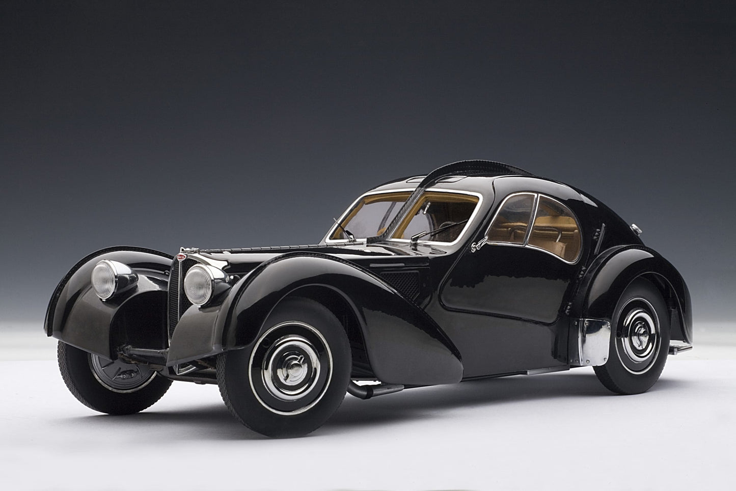 1:18 Bugatti 57SC Atlantic - 1938 - Black - AUTOart - 70941