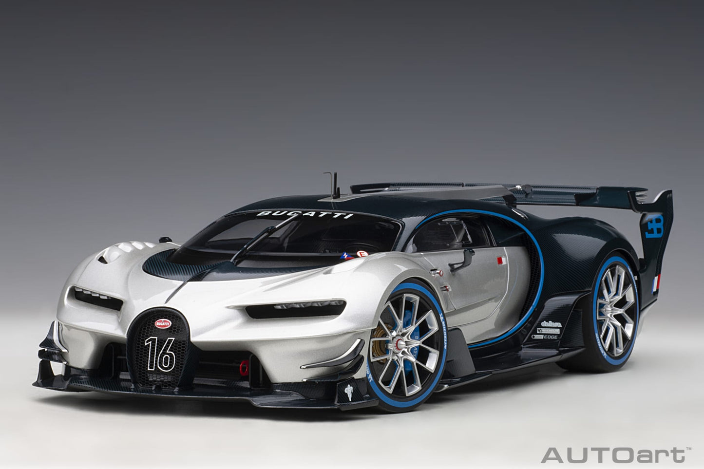 1:18 Bugatti Vision Gran Turismo - Argent Silver /Blue Carbon - AUTOart - 70987