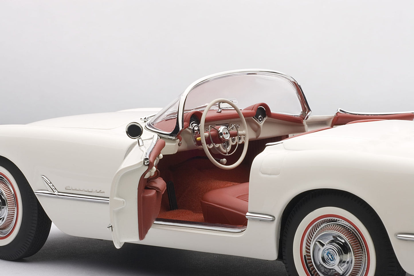 1:18 Chevrolet Corvette - 1953 - Polo White - AUTOart - 71081