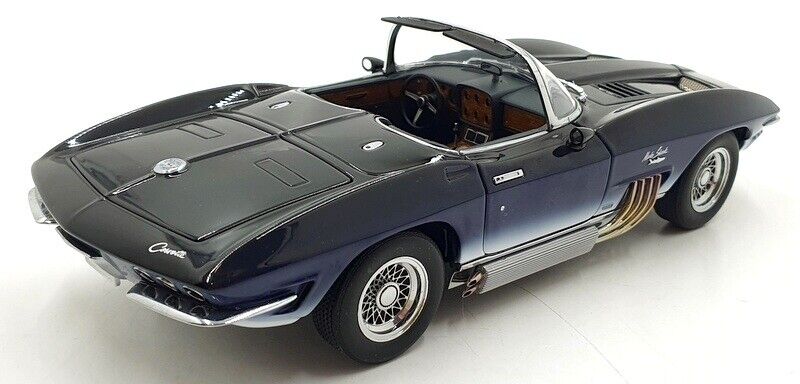 1:18 Chevrolet Corvette Mako Shark - 1961 - Blue - AUTOart - 71131