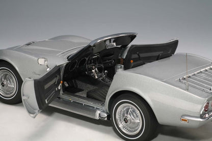 1:18 Chevrolet Corvette Stingray - 1969 - Cortez Silver - AUTOart - 71162