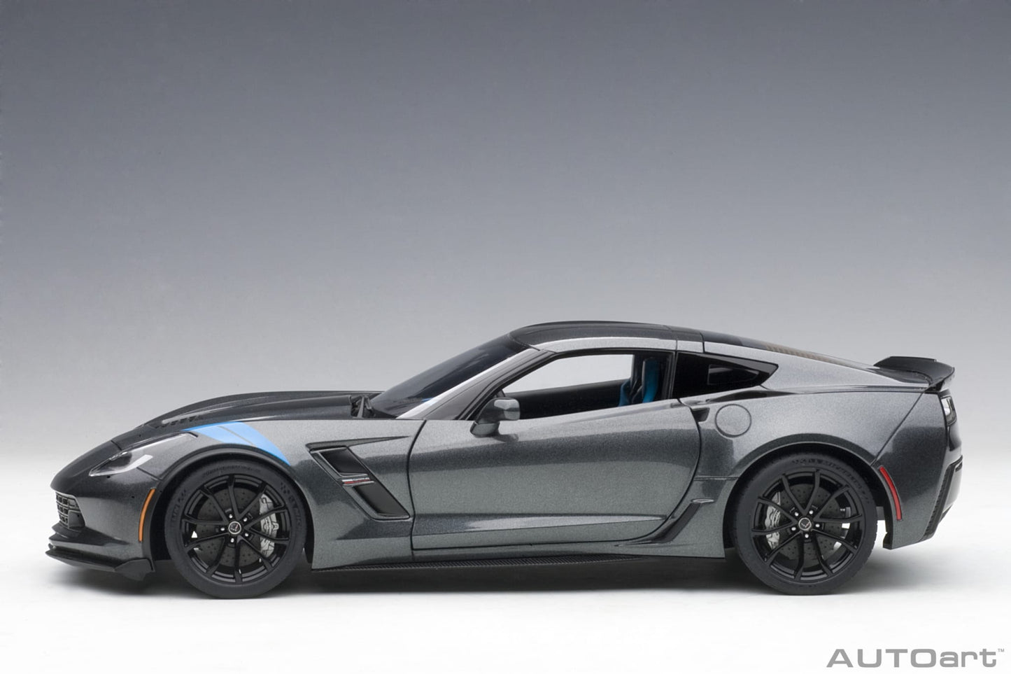 1:18 Chevrolet Corvette Grand Sport - Watkins Glen Grey Metallic /Black Stripes /Blue Fender Hash Marks - AUTOart - 71272