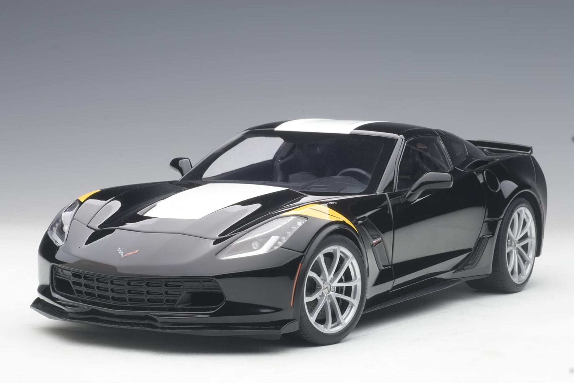 1:18 Chevrolet Corvette Grand Sport - Black /White Stripes /Yellow Fender Hash Marks - AUTOart - 71273