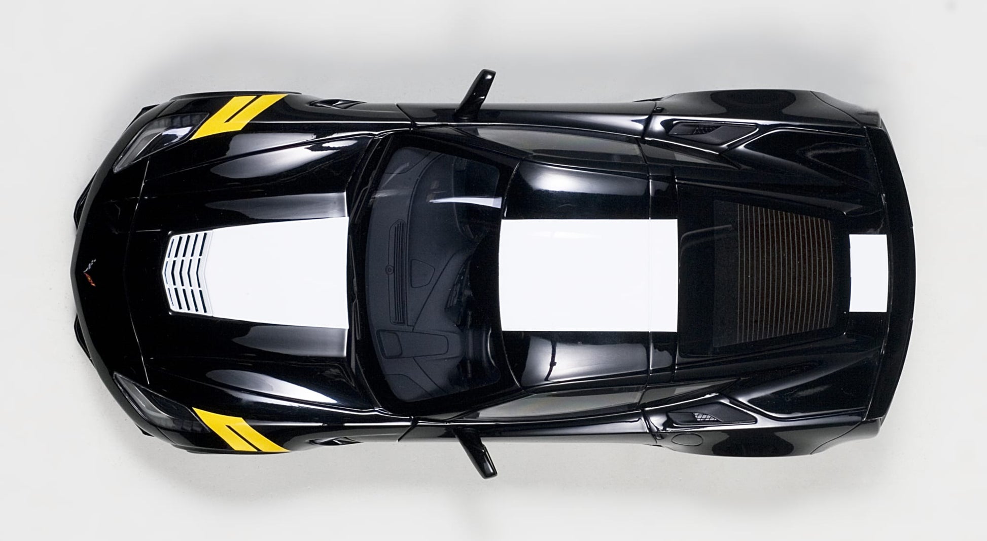 1:18 Chevrolet Corvette Grand Sport - Black /White Stripes /Yellow Fender Hash Marks - AUTOart - 71273