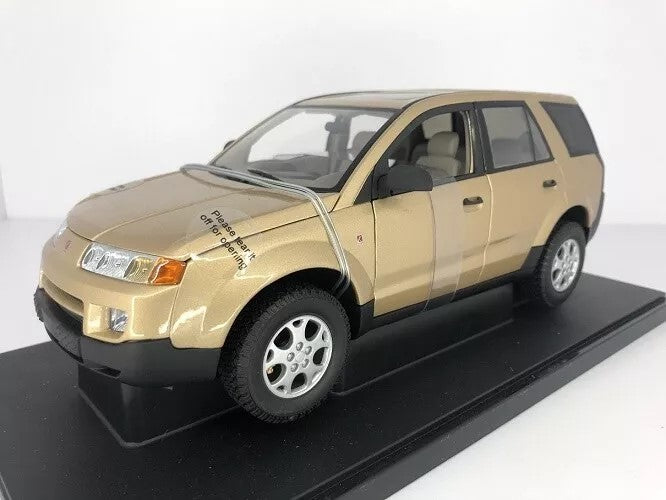1:18 Saturn Vue - 2002 - Gold - AUTOart - 71402