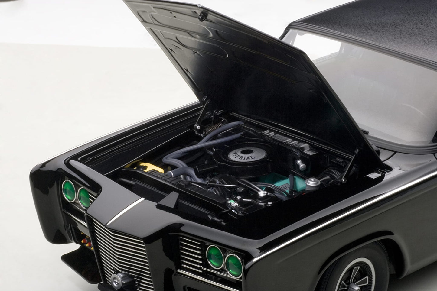 1:18 Imperial Crown - Black Beauty - Green Hornet - TV Series - 1966 - AUTOart - 71546