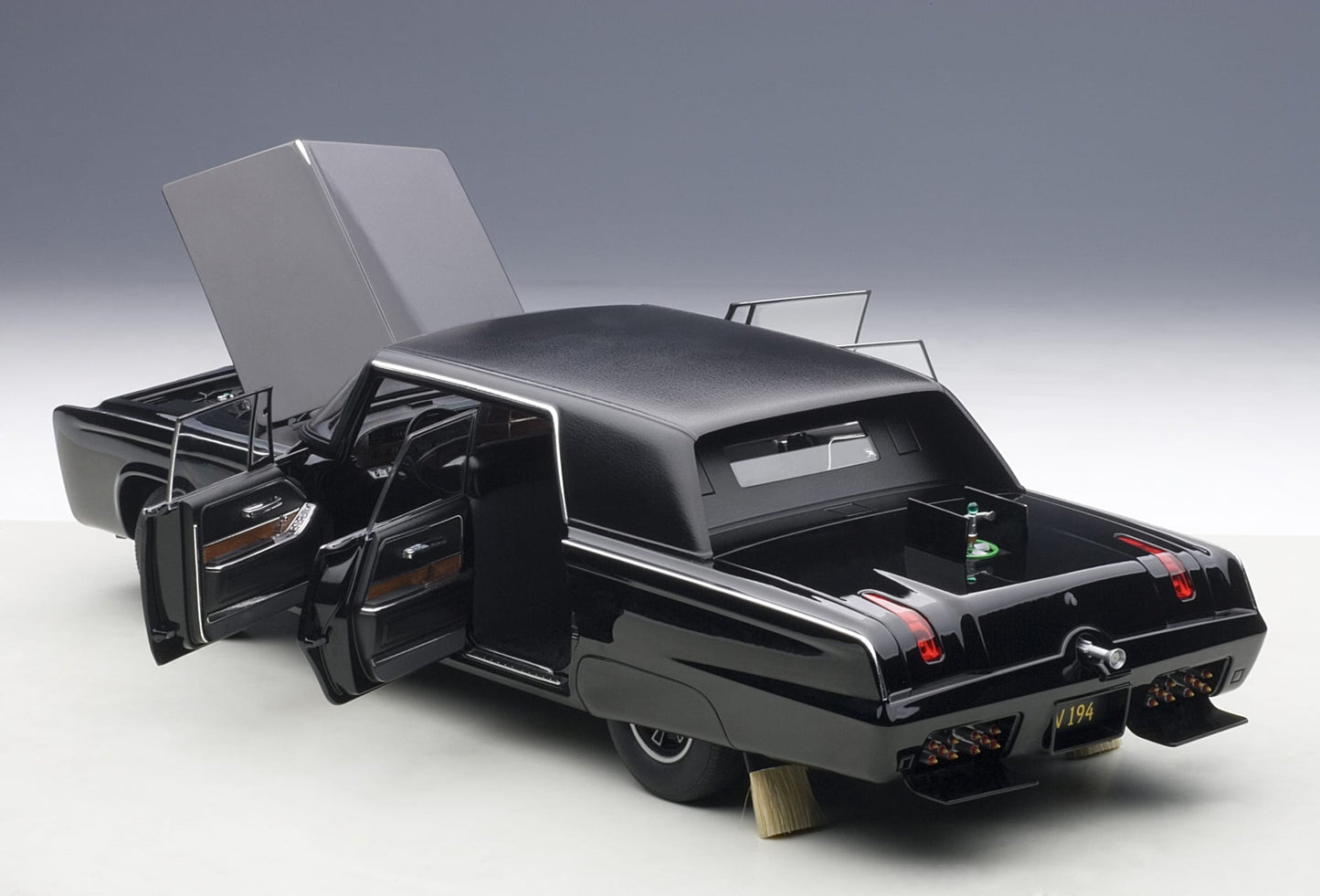 1:18 Imperial Crown - Black Beauty - Green Hornet - TV Series - 1966 - AUTOart - 71546