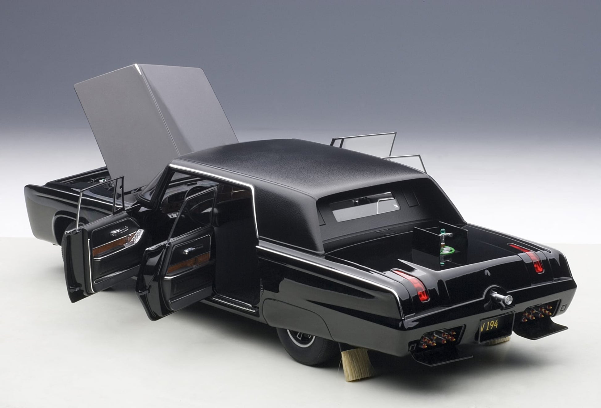 1:18 Imperial Crown - Black Beauty - Green Hornet - TV Series - 1966 - AUTOart - 71546