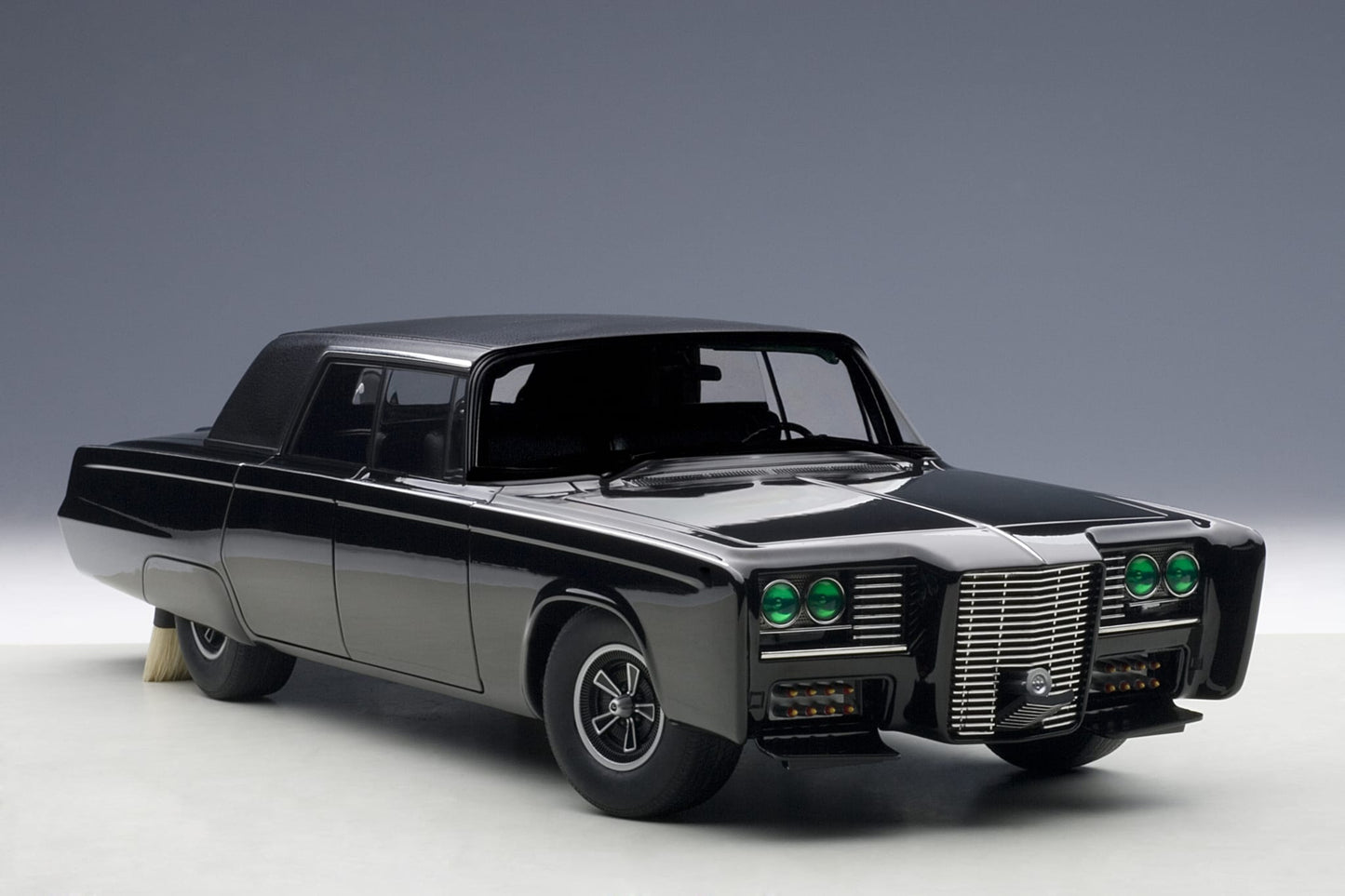 1:18 Imperial Crown - Black Beauty - Green Hornet - TV Series - 1966 - AUTOart - 71546