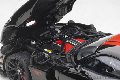 1:18 Dodge Viper ACR 1:28 Edition - 2017 - Black w/Red Stripes - AUTOart - 71732