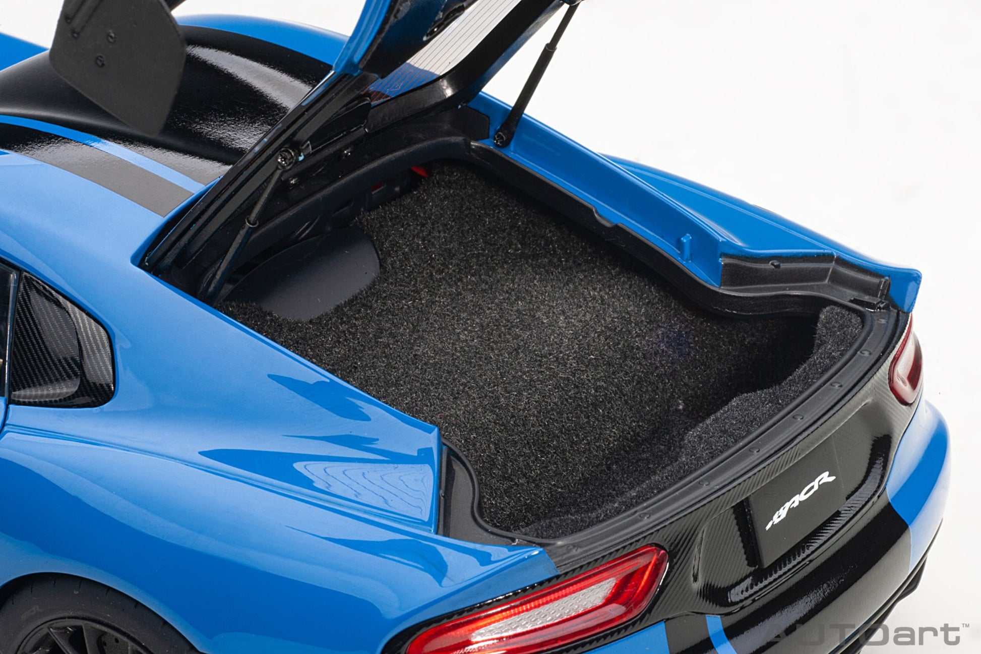 1:18 Dodge Viper ACR - 2017 - Competition Blue w/Black Stripes - AUTOart - 71734