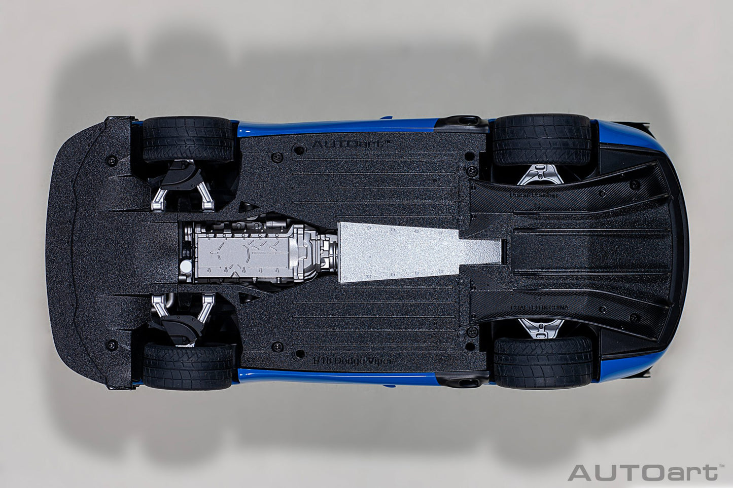 1:18 Dodge Viper ACR - 2017 - Competition Blue w/Black Stripes - AUTOart - 71734