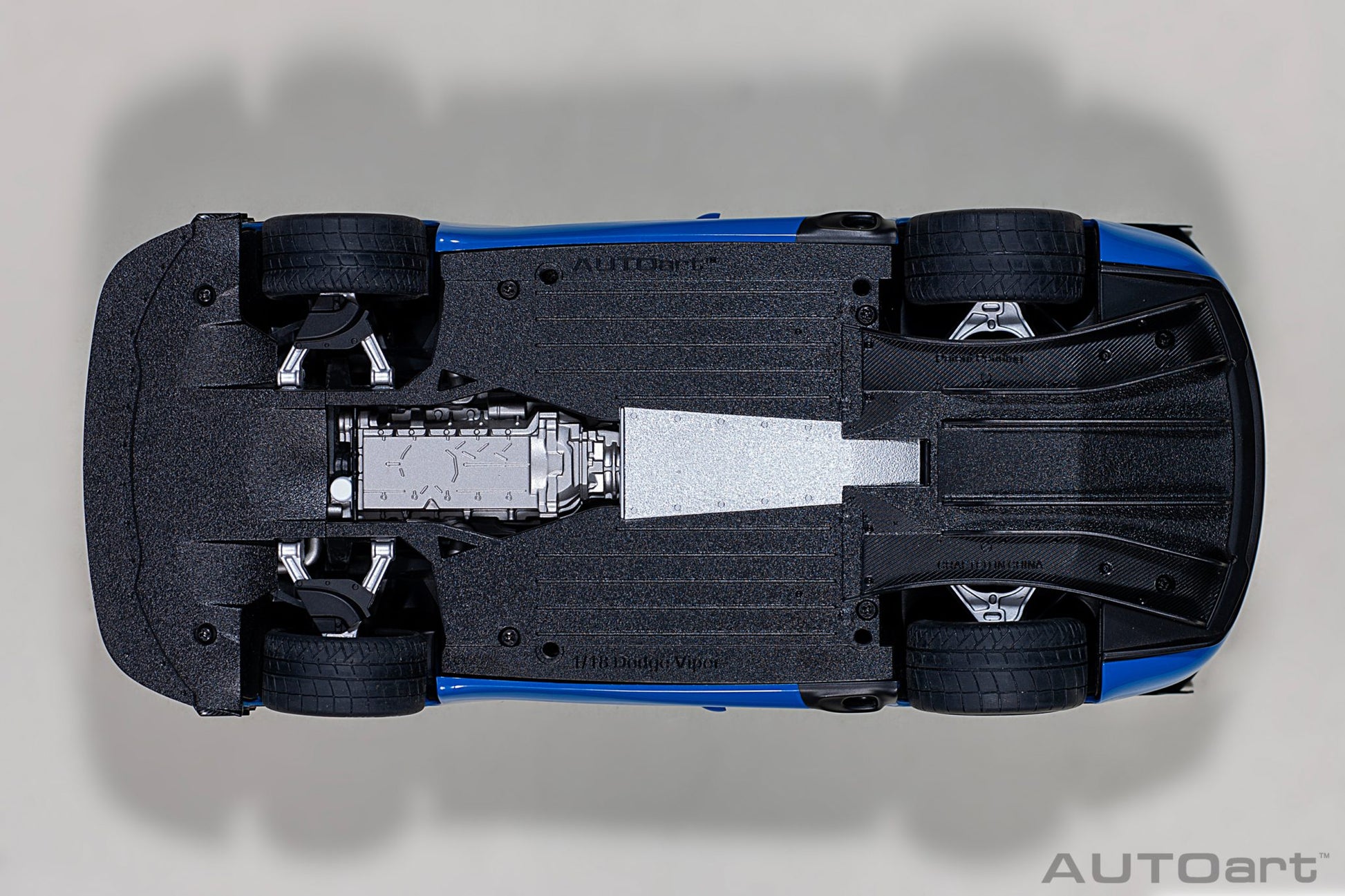 1:18 Dodge Viper ACR - 2017 - Competition Blue w/Black Stripes - AUTOart - 71734