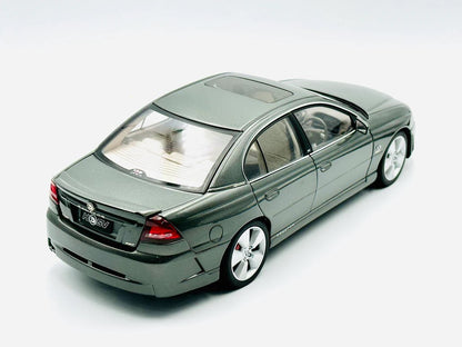 1:18 Holden HSV Y Series Senator Signature - Turbine Grey - AUTOart - 72521