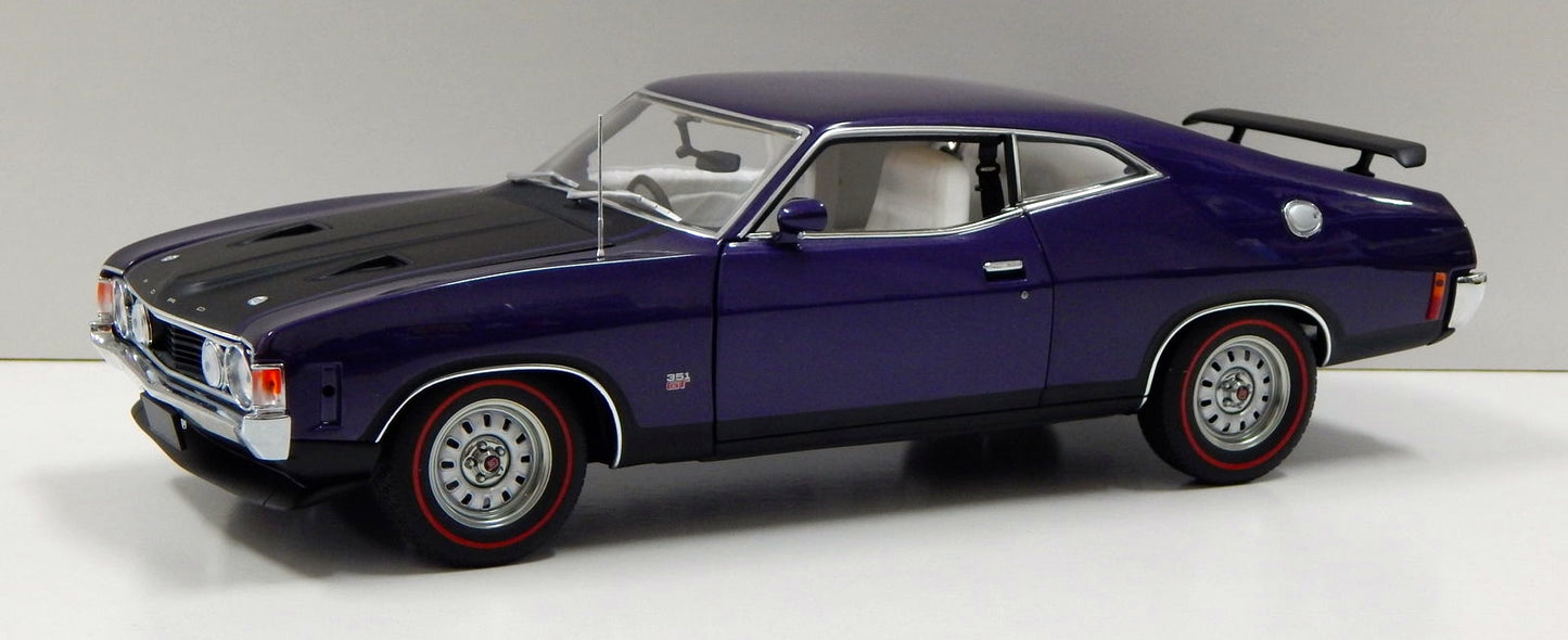 1:18 Ford XA Falcon GT Hardtop - Wild Violet/White Interior - AUTOart - 72722