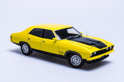 1:18 Ford XB Falcon GT Sedan - 1973 - Yellow Blaze - AUTOart - 72796