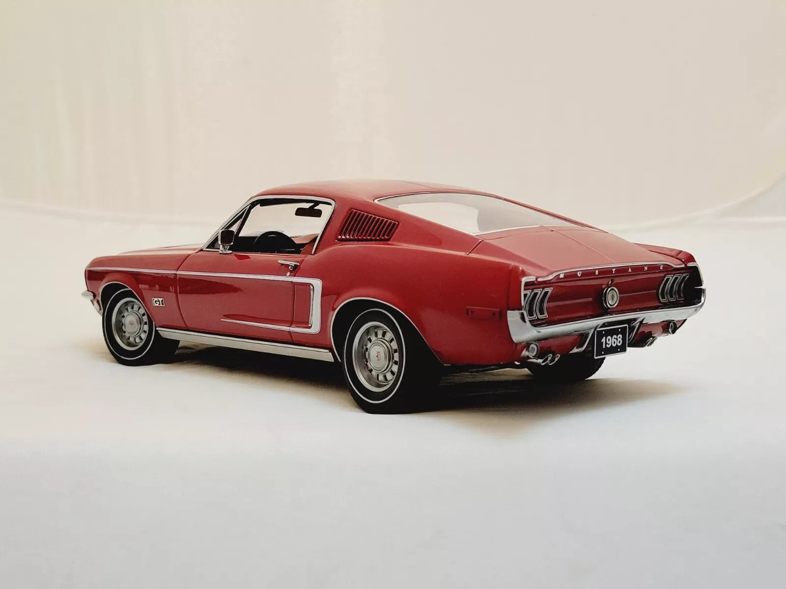 1:18 Ford Mustang GT 390 - 1968 - Red - AUTOart - 72801