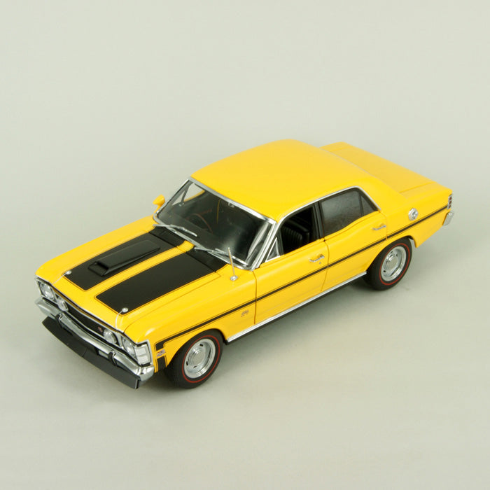 1:18 Ford XW Falcon GTHO Phase II - Yellow/Black Stripes - AUTOart - 72874