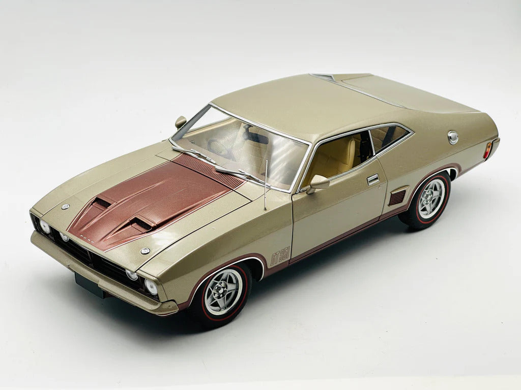 1:18 Ford XB Falcon GT Hardtop - Sandstone Beige w/Walnut Glow Accents - AUTOart - 72879