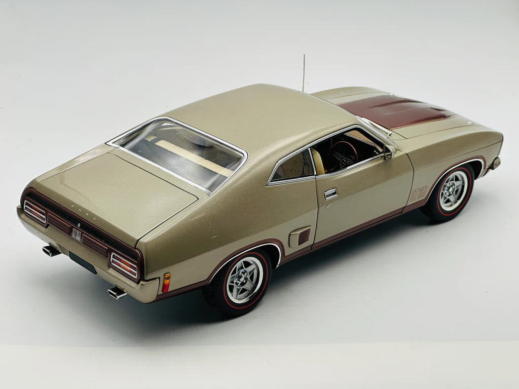 1:18 Ford XB Falcon GT Hardtop - Sandstone Beige w/Walnut Glow Accents - AUTOart - 72879