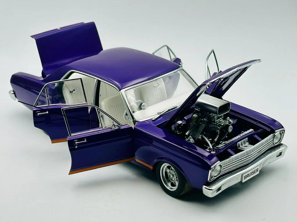 1:18 Ford XR Falcon Street Machine - Bruiser - Passion Purple Pearl - AUTOart - 72892