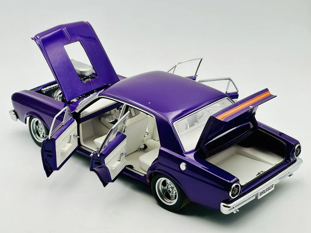 1:18 Ford XR Falcon Street Machine - Bruiser - Passion Purple Pearl - AUTOart - 72892