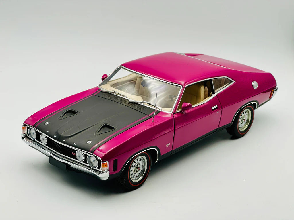 1:18 Ford XA Falcon GT Hardtop - 1972 - Wild Plum - AUTOart - 72899