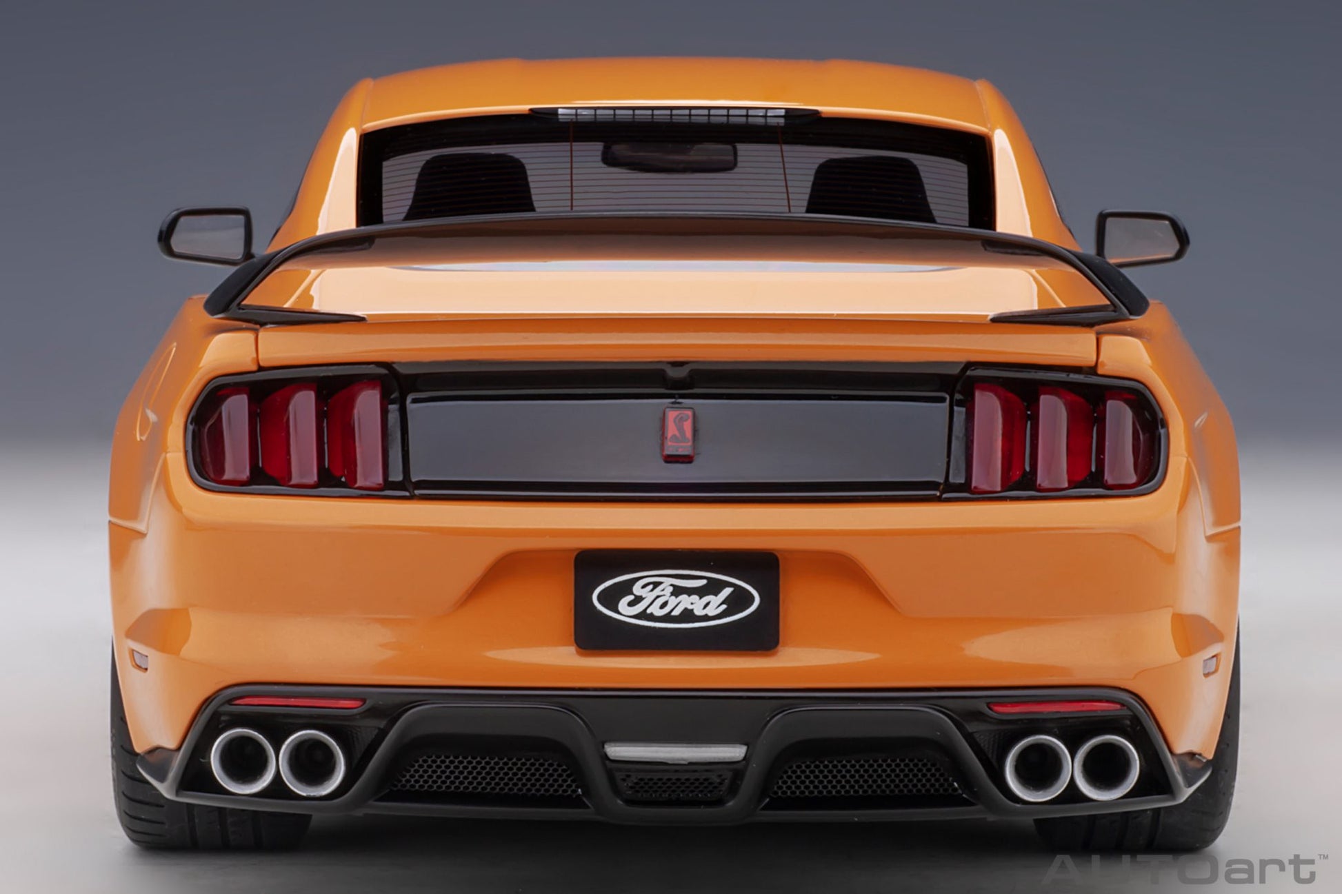 1:18 Ford Shelby GT-350R - Orange Fury - AUTOart - 72929