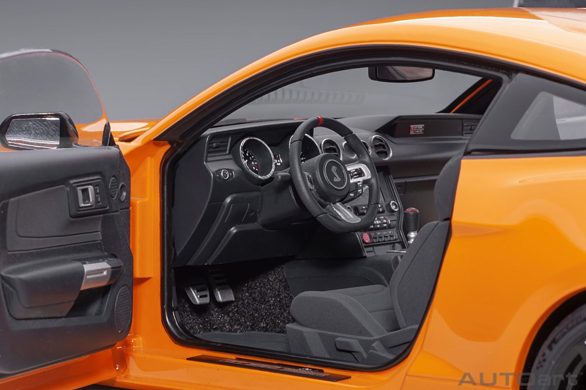 1:18 Ford Shelby GT-350R - Orange Fury - AUTOart - 72929