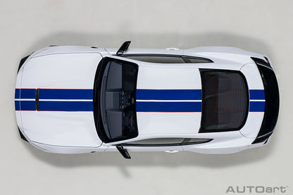 1:18 Ford Shelby GT-350R - Oxford White w/Lightning Blue Stripes - AUTOart - 72931