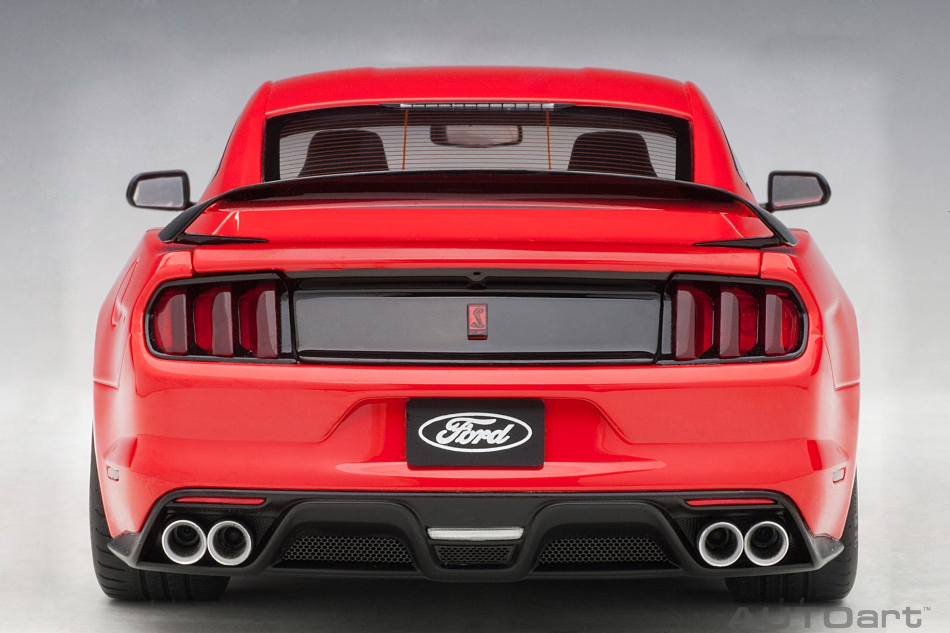 1:18 Ford Shelby GT-350R - Race Red - AUTOart - 72935
