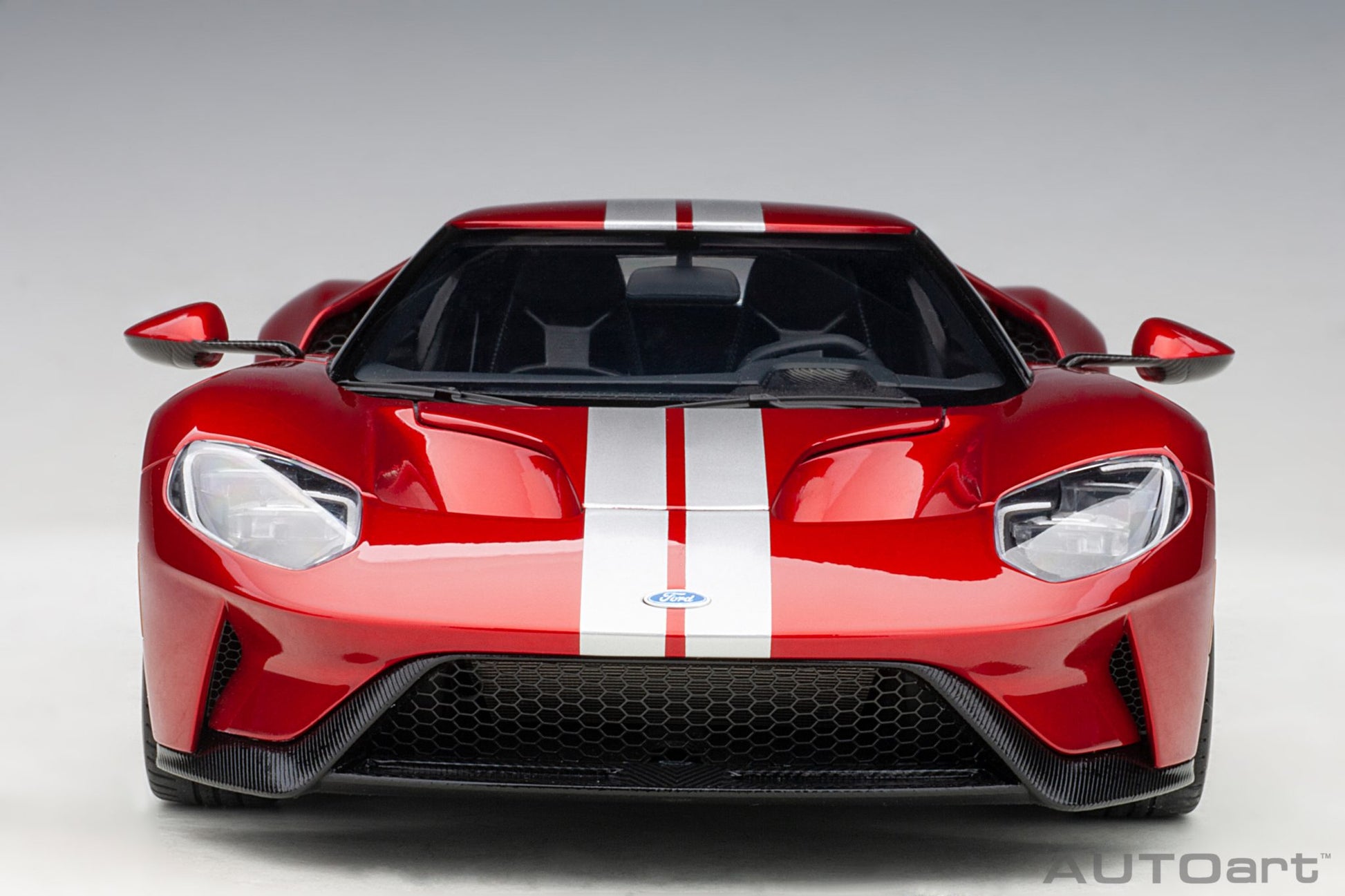1:18 Ford GT - 2017 - Liquid Red /Silver Stripes - AUTOart - 72943