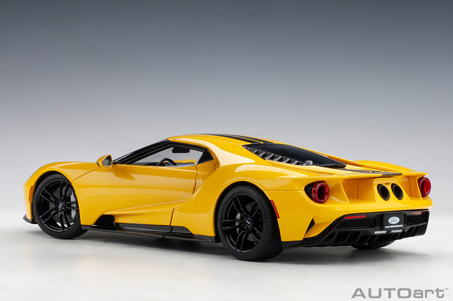 1:18 Ford GT - 2017 - Triple Yellow /Black Stripes - AUTOart - 72944