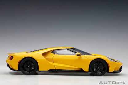 1:18 Ford GT - 2017 - Triple Yellow /Black Stripes - AUTOart - 72944