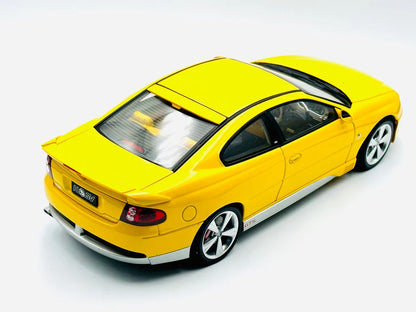 1:18 Holden HSV GTS Coupe - Devil Yellow - AUTOart - 73306