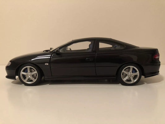 1:18 Holden Coupe Concept Car - 1998 - Metallic Blue/Black - AUTOart - 73431