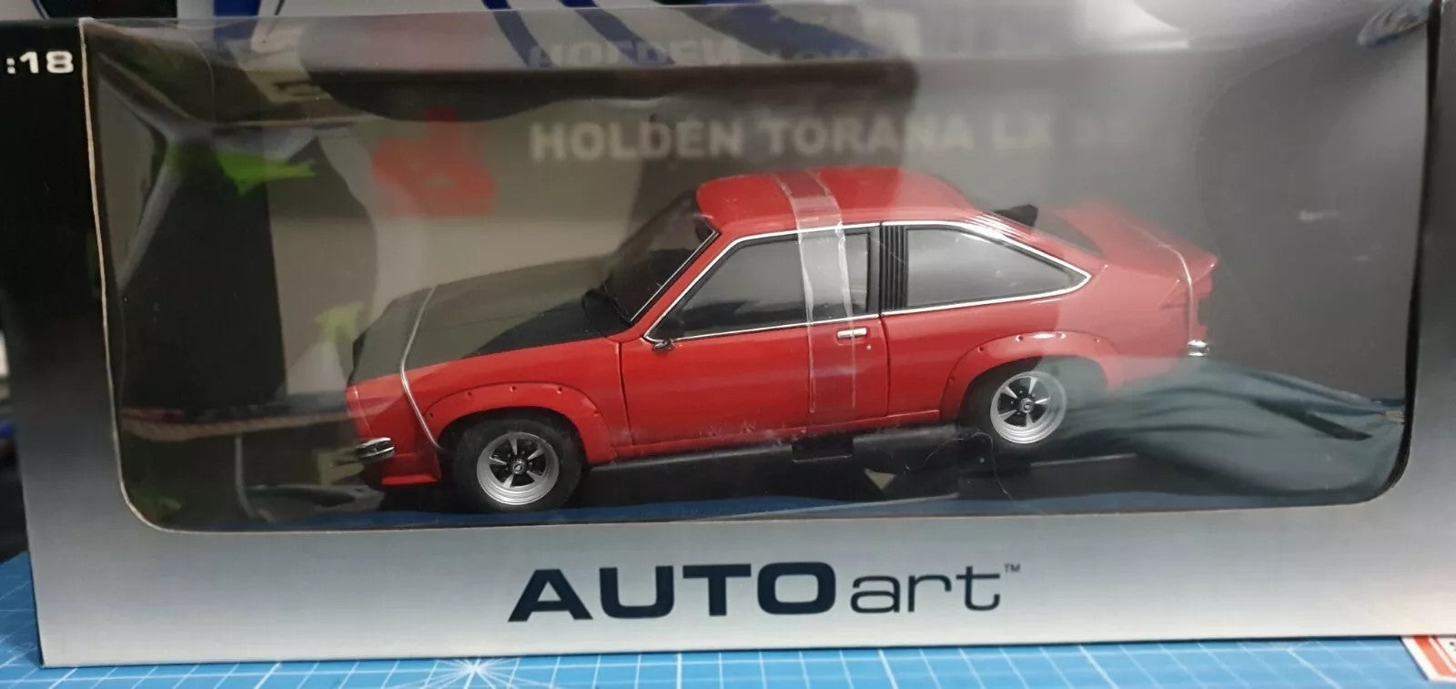 1:18 Holden LX Torana SS A9X Option 2Dr - Flamenco Red - AUTOart - 73452