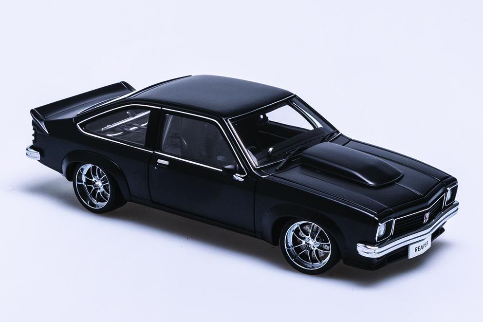 1:18 Holden LX Torana SS A9X Hatchback Street Machine - Reaper - Soul Black - AUTOart - 73458